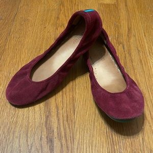 Tieks Rouge Red Suede Flats sz 7